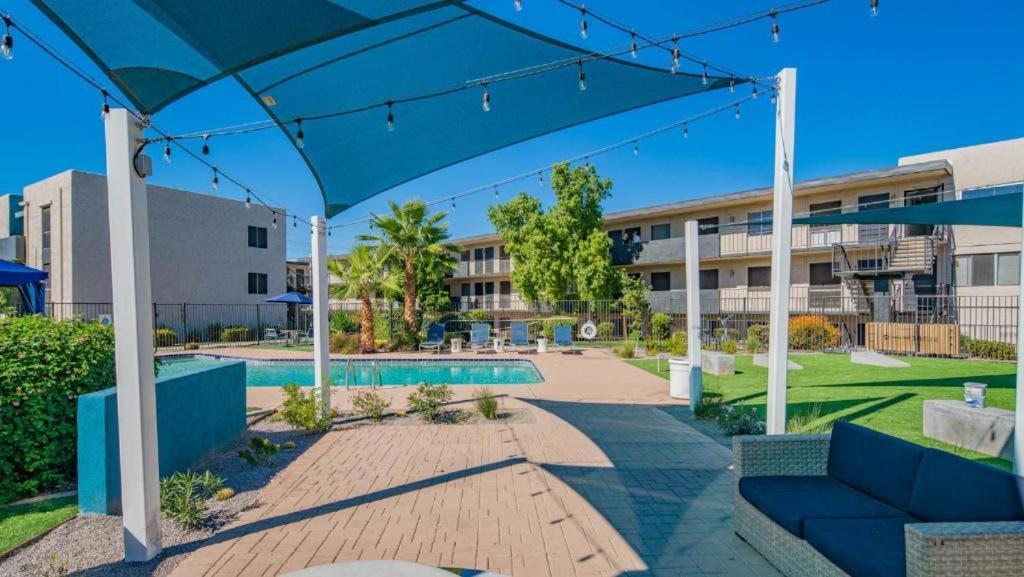 Gorgeous Cozysuites In Camelback With Pool Parking Phoenix Exterior photo